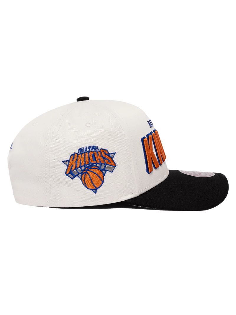 M&N Draft Day Pro Pinch Snapback - New York Knicks