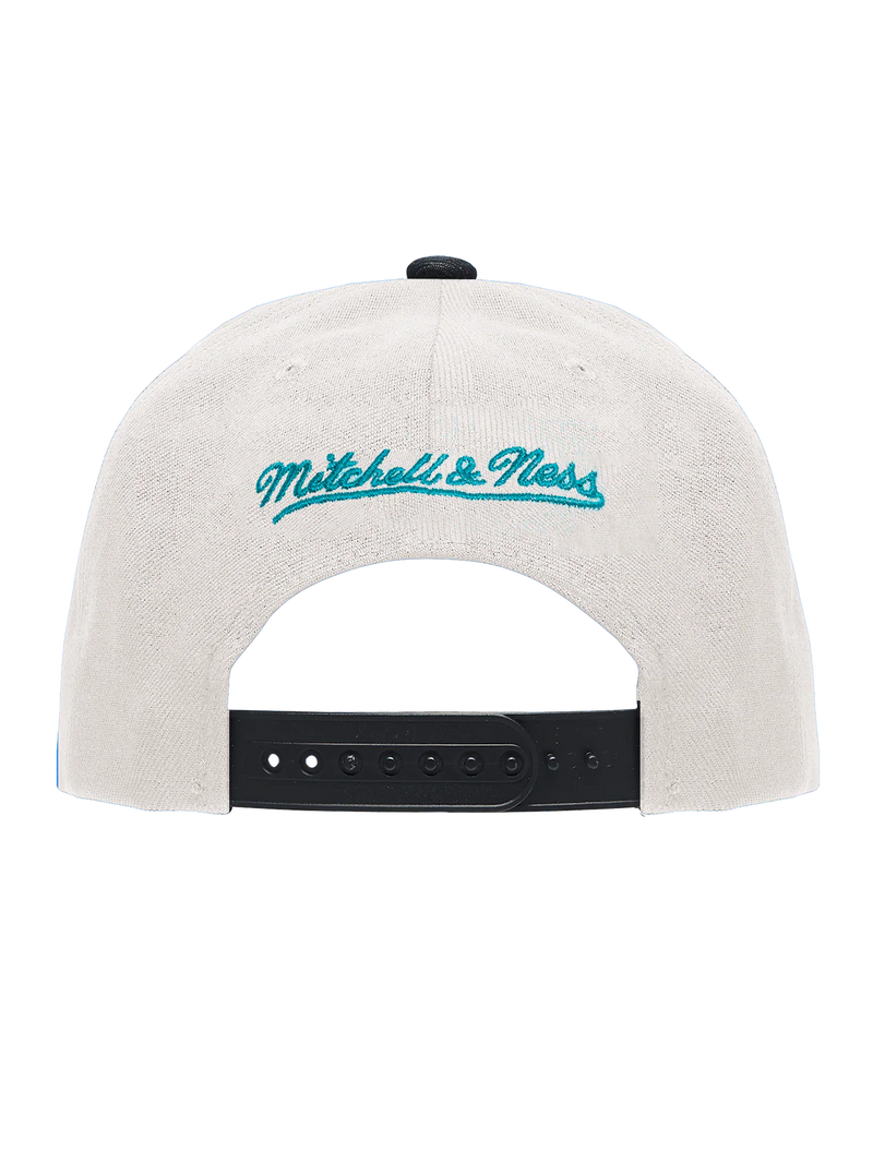 M&N Draft Day Pro Pinch Snapback - Charlotte Hornets