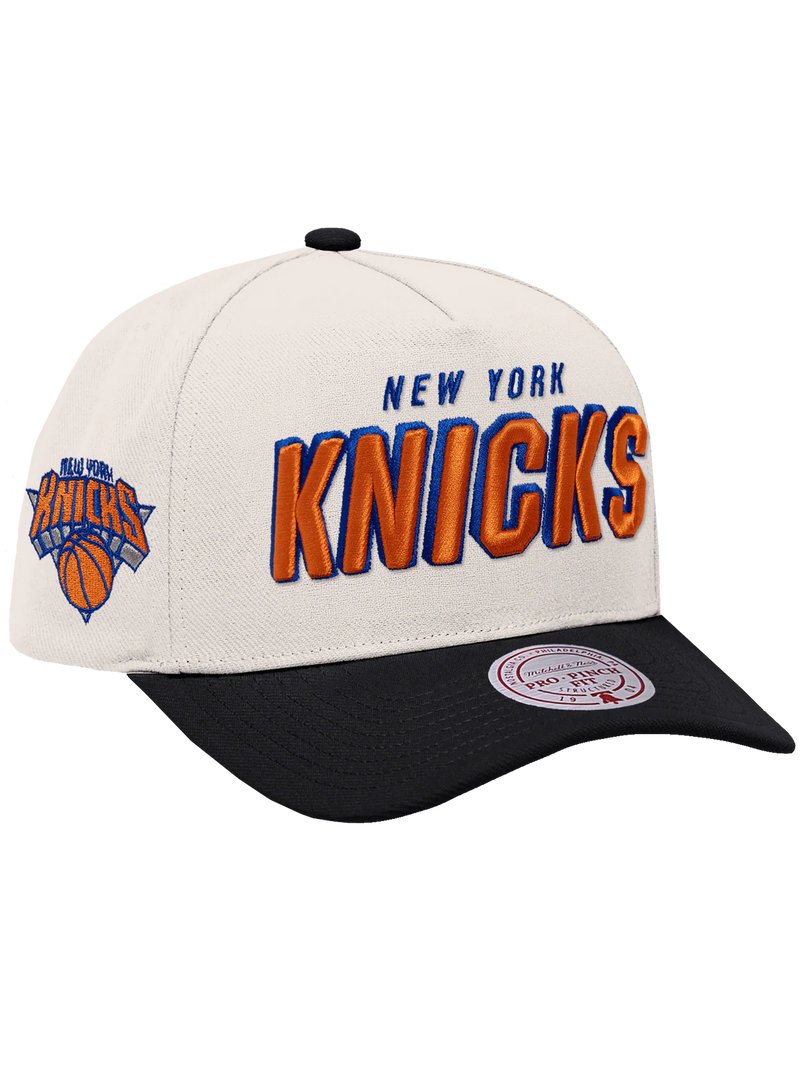 M&N Draft Day Pro Pinch Snapback - New York Knicks