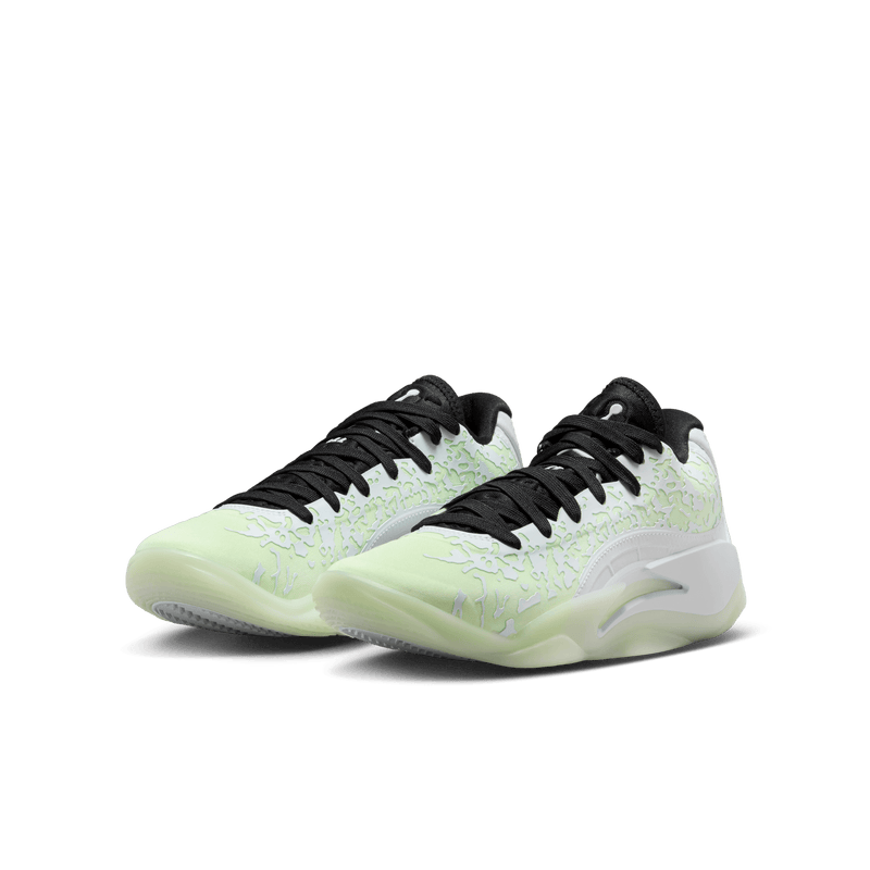 Green white 2025 basketball shoes