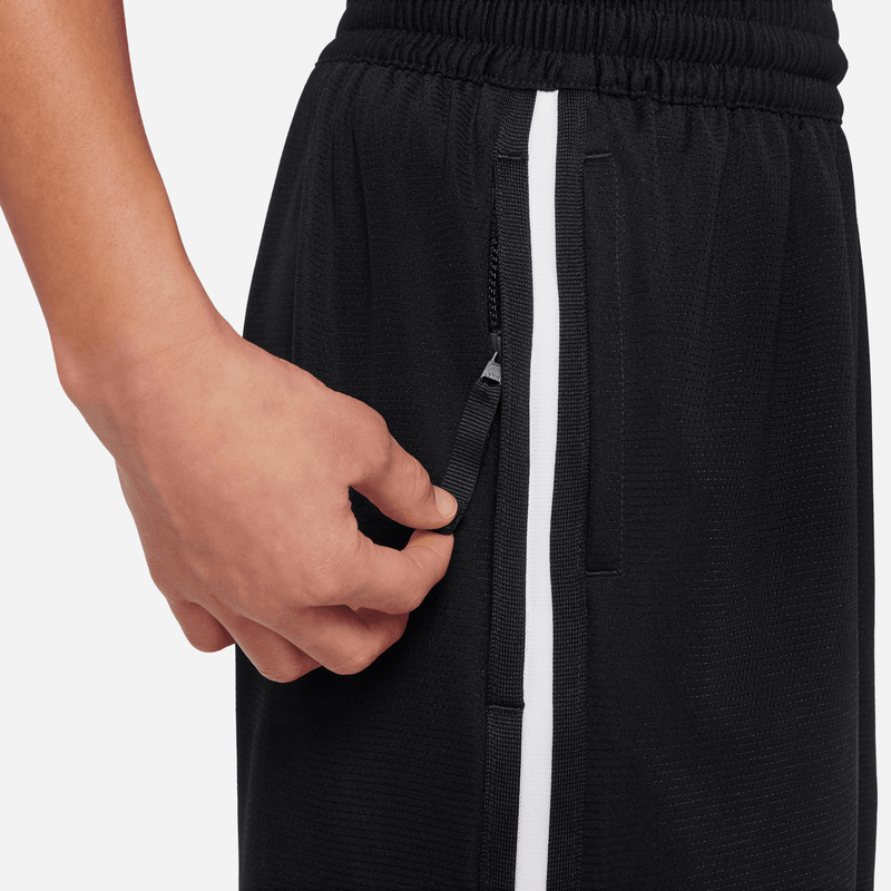 Youth Dri-Fit DNA Shorts FJ6802-010