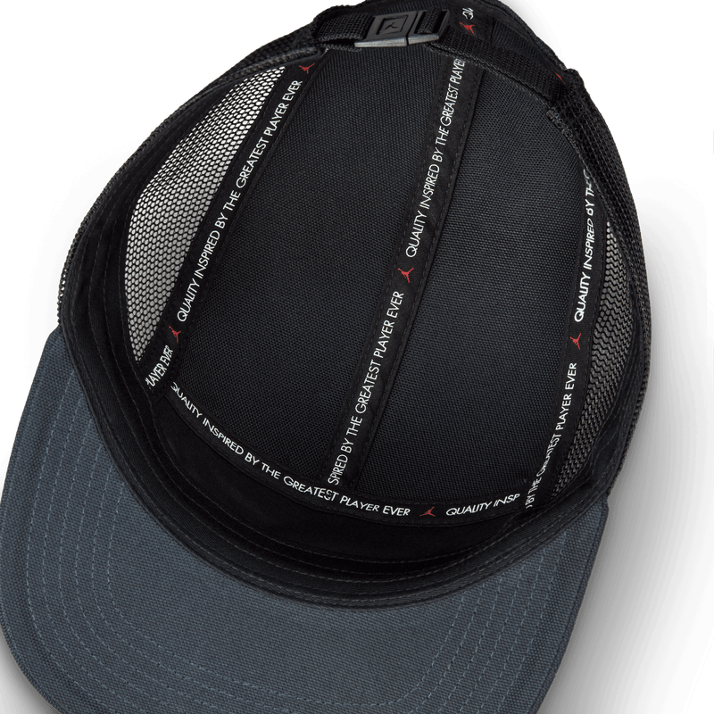Jordan Fly Cap FV5304-011