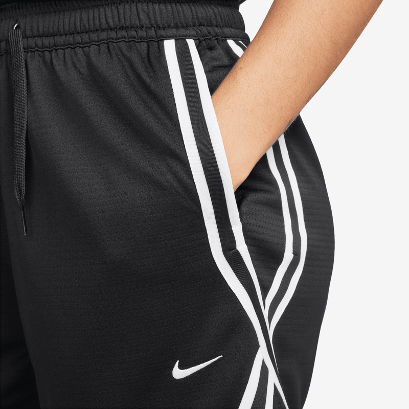 Womens Nike Crossover 5" Short FV8505-010