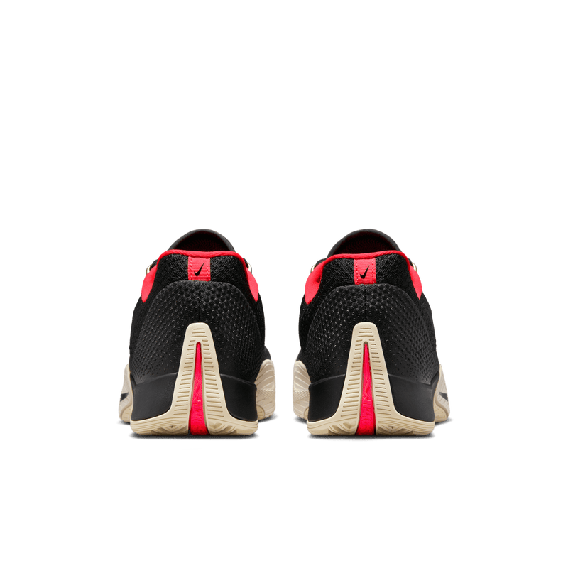 Nike S.T. Flare HF0219-001