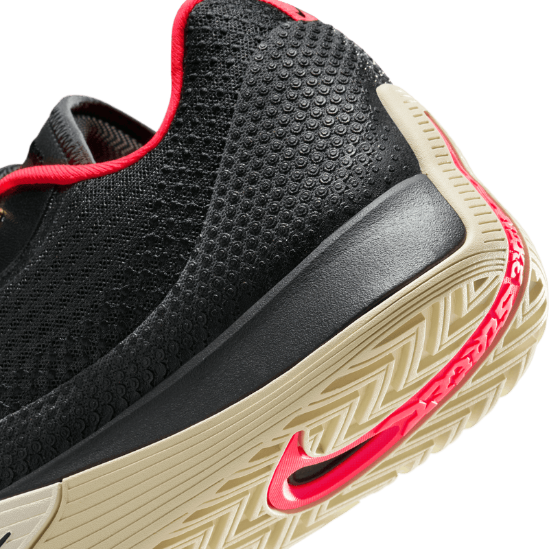 Nike S.T. Flare HF0219-001
