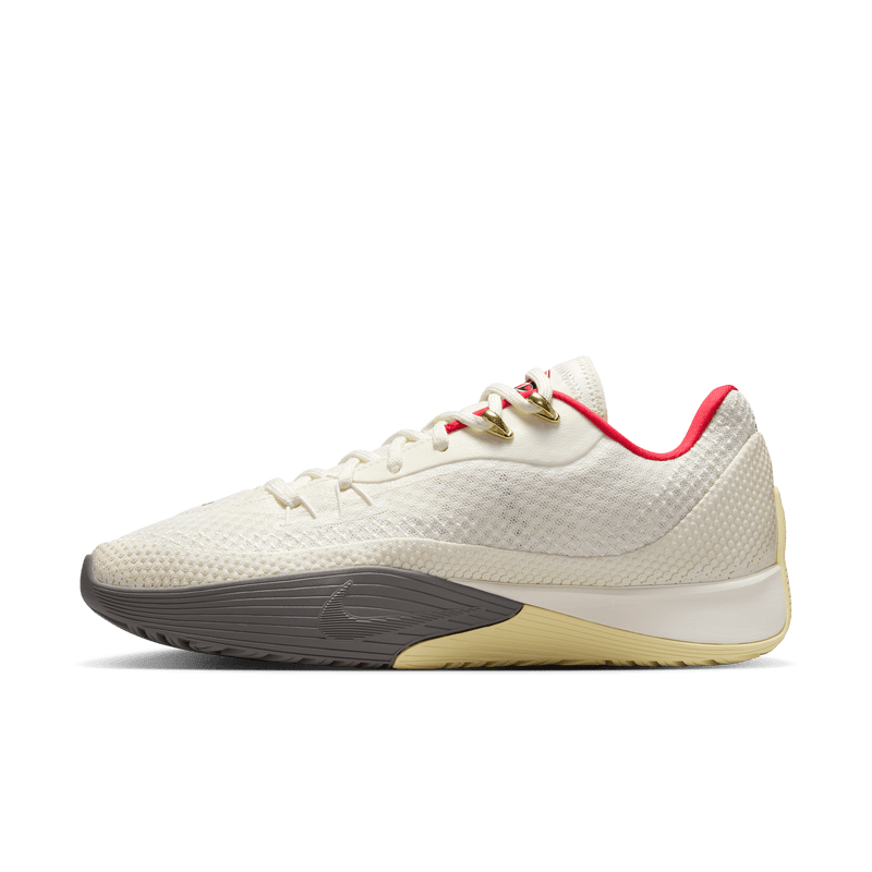 Nike S.T. Flare HF0219-002