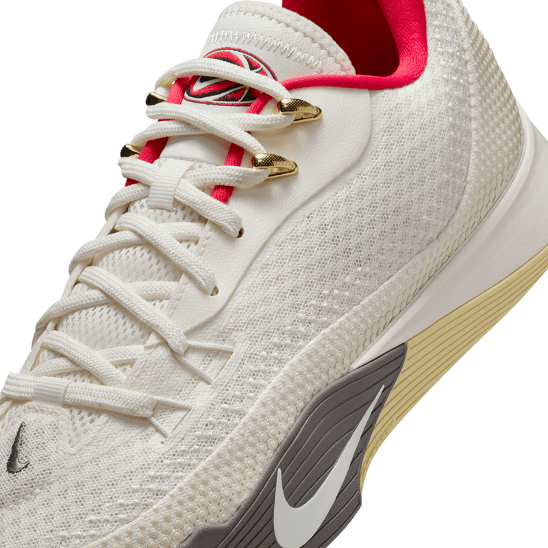 Nike S.T. Flare HF0219-002