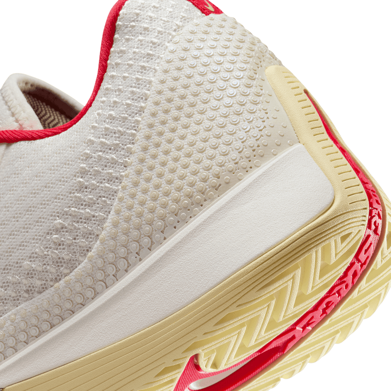 Nike S.T. Flare HF0219-002