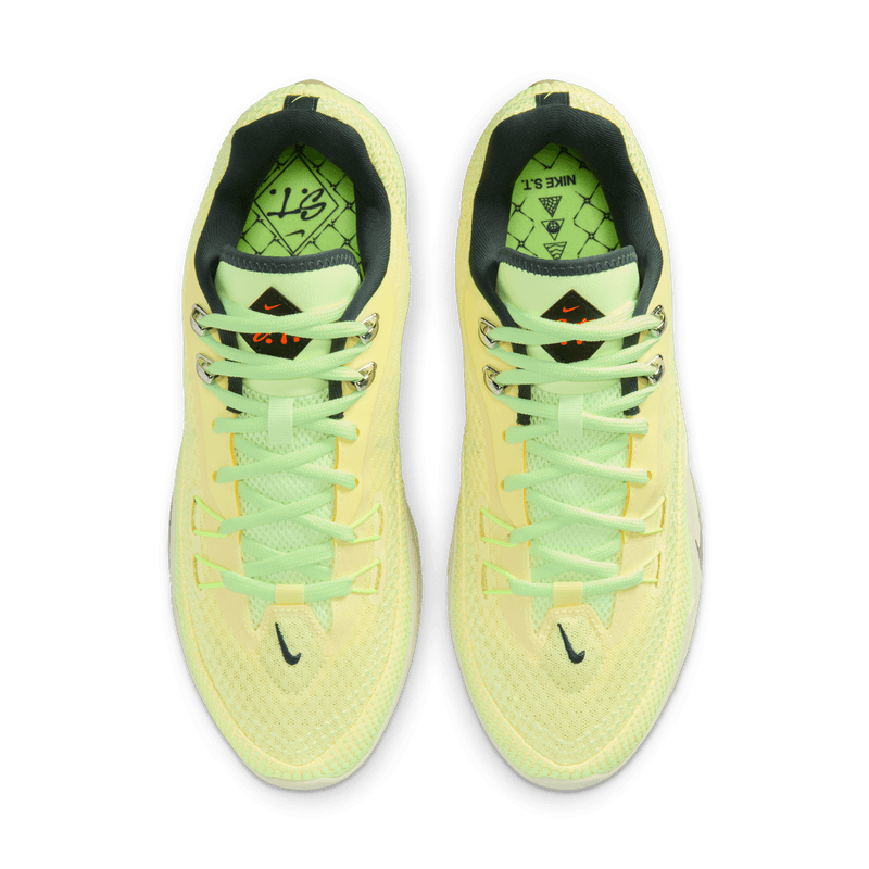 Nike S.T. Flare HF0219-800