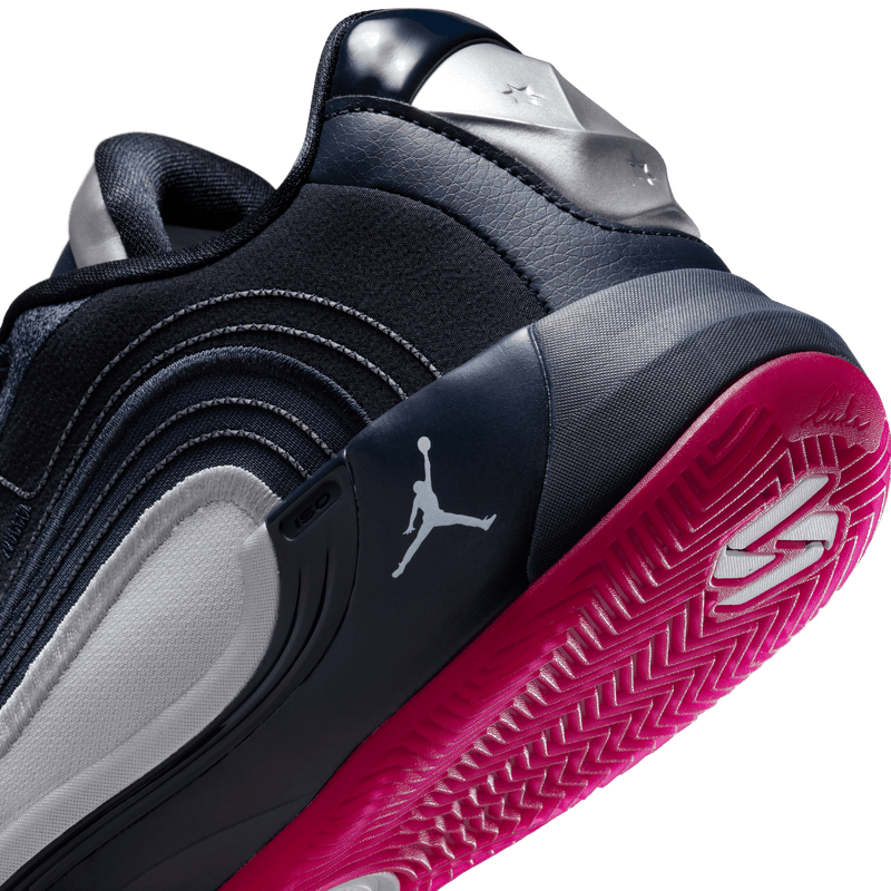 Jordan Luka 4 "Navidor" HF0823-400