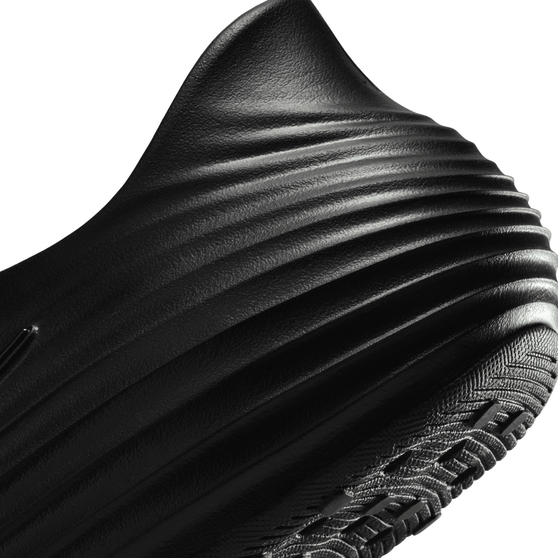 Nike ReactX Rejuven8 HV5060-001