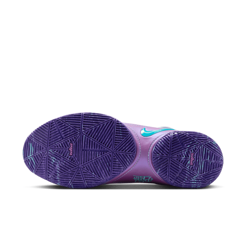 Nike LeBron XXII "Mogul" HV8454-001