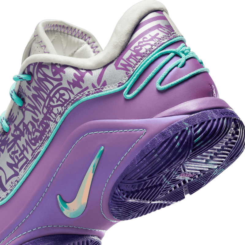 Nike LeBron XXII "Mogul" HV8454-001