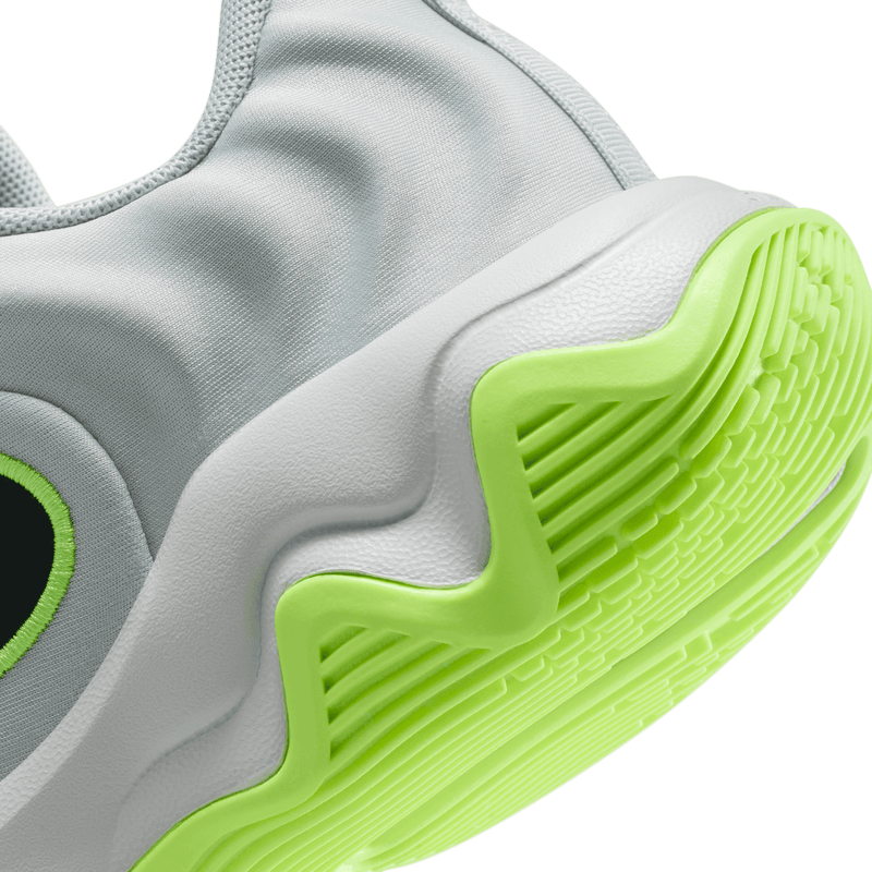 Youth Nike Giannis Immortality (GS) IH7664-002