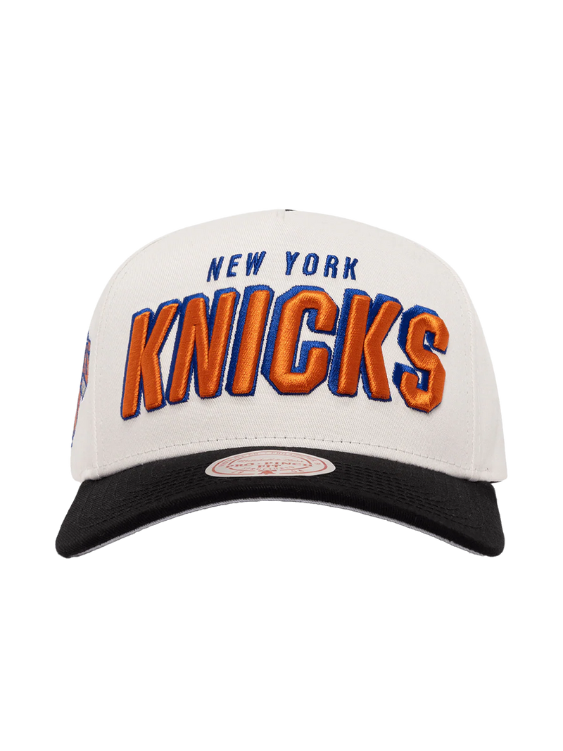 M&N Draft Day Pro Pinch Snapback - New York Knicks
