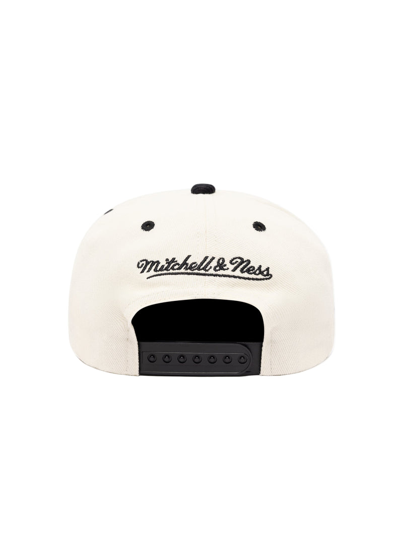 M&N Origins 2 Tone Snapback New York Knicks (Deadstock fit)