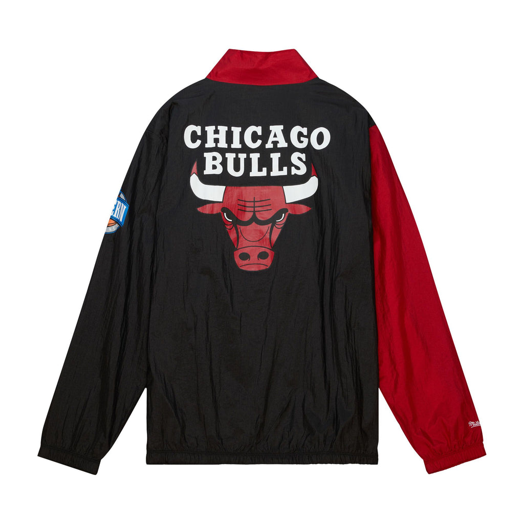 M&N Arched Retro Windbreaker - Chicago Bulls