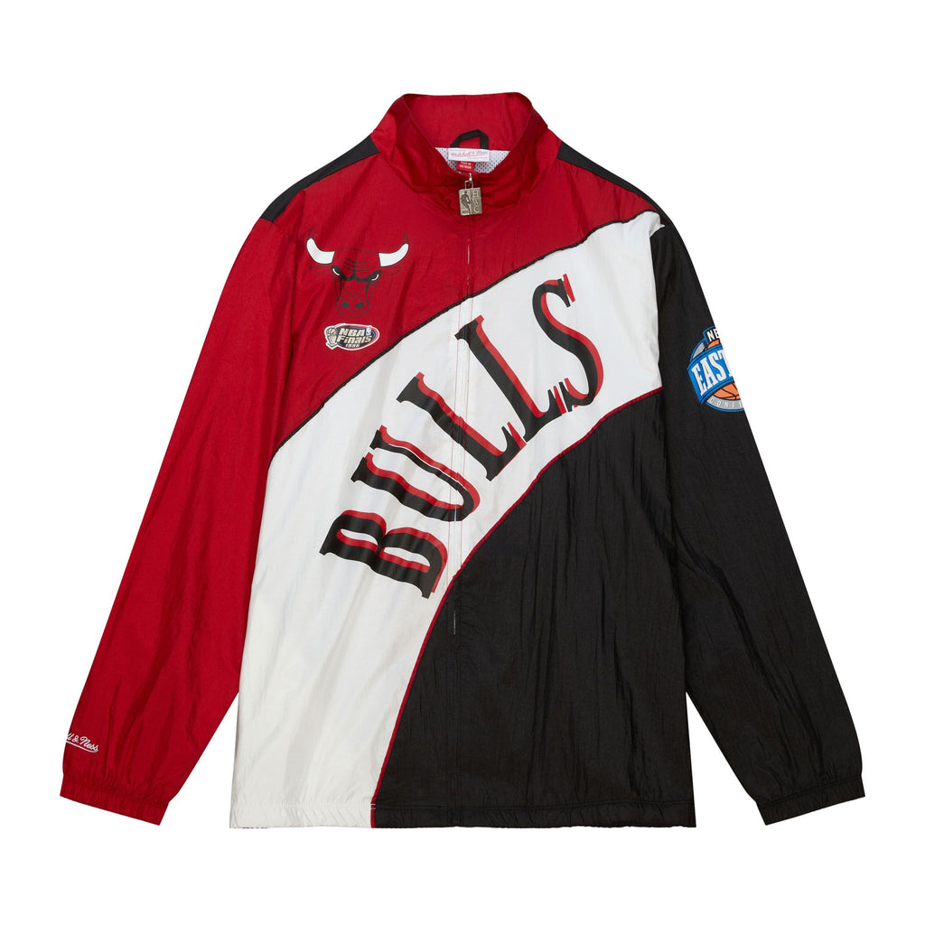 M&N Arched Retro Windbreaker - Chicago Bulls