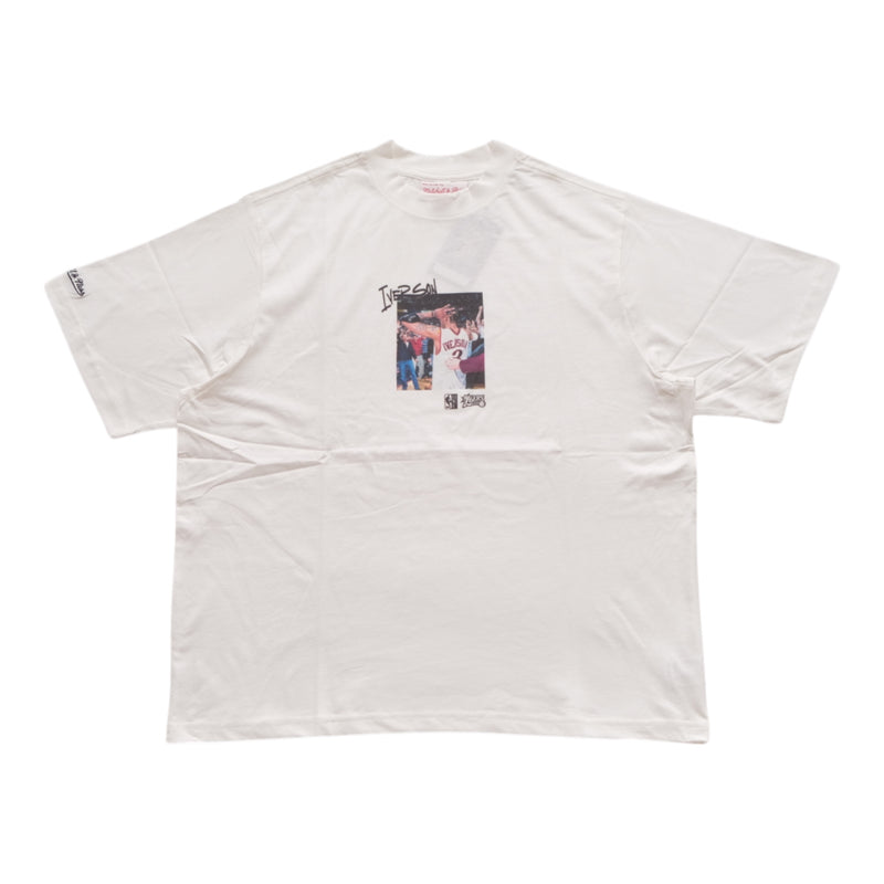 M&N Pre & Post Game Tee 76ers Iverson (Vintage White)