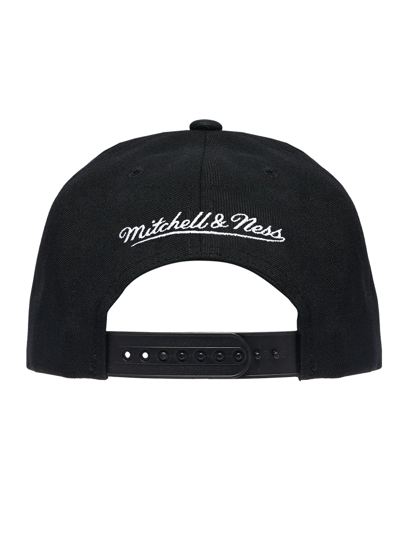 M&N Black Team Colour Pro Pinch Snapback - Orlando Magic